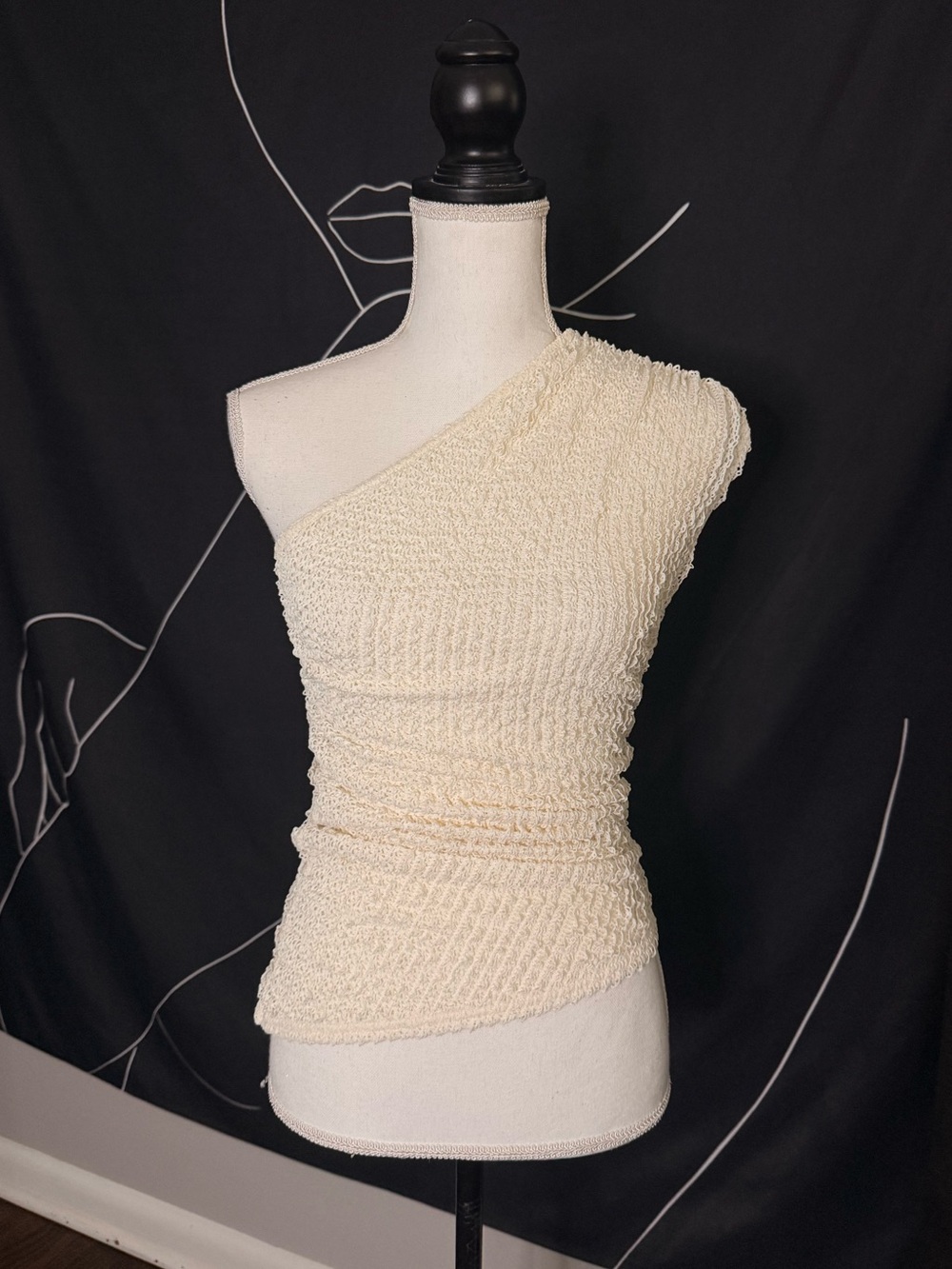 Misguided One-Shoulder Cream Knit Sweater Top NWT